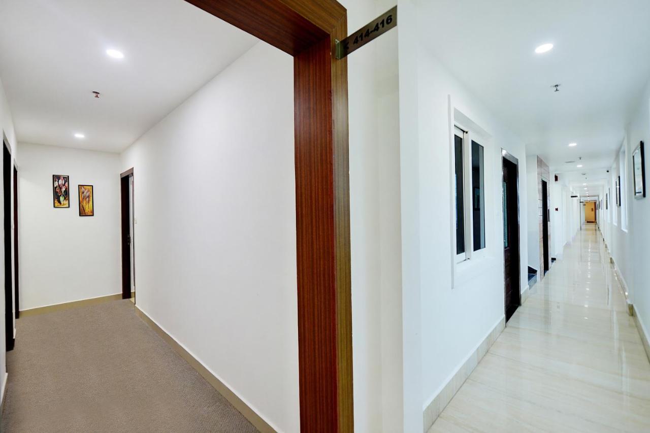 The Liverpool Blue Hotels Bangalore Exterior photo